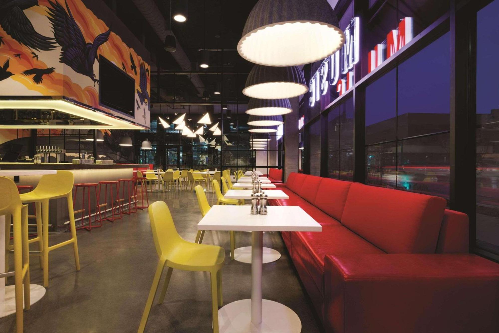 Radisson Red Minneapolis Downtown 외부 사진