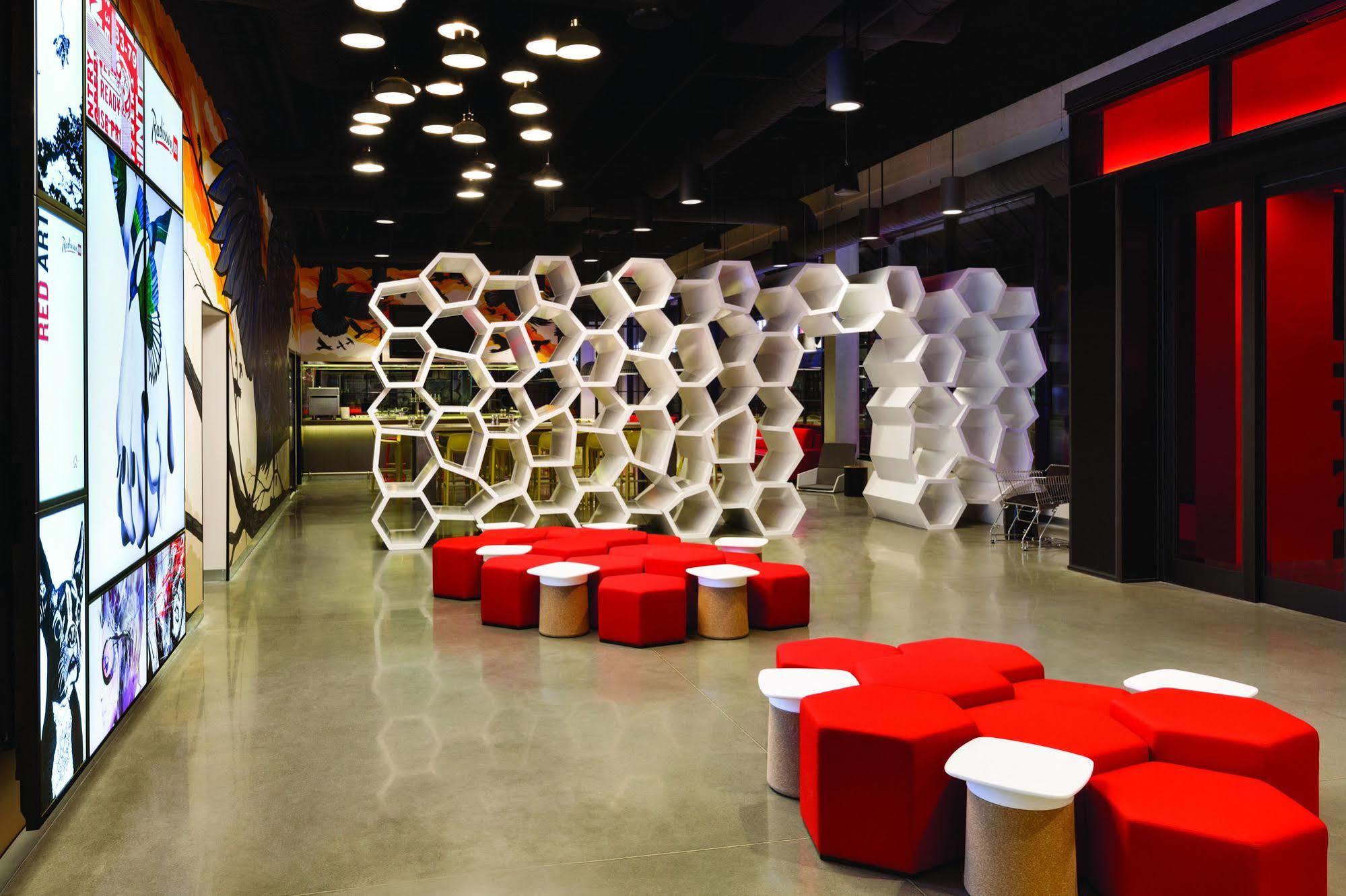 Radisson Red Minneapolis Downtown 외부 사진