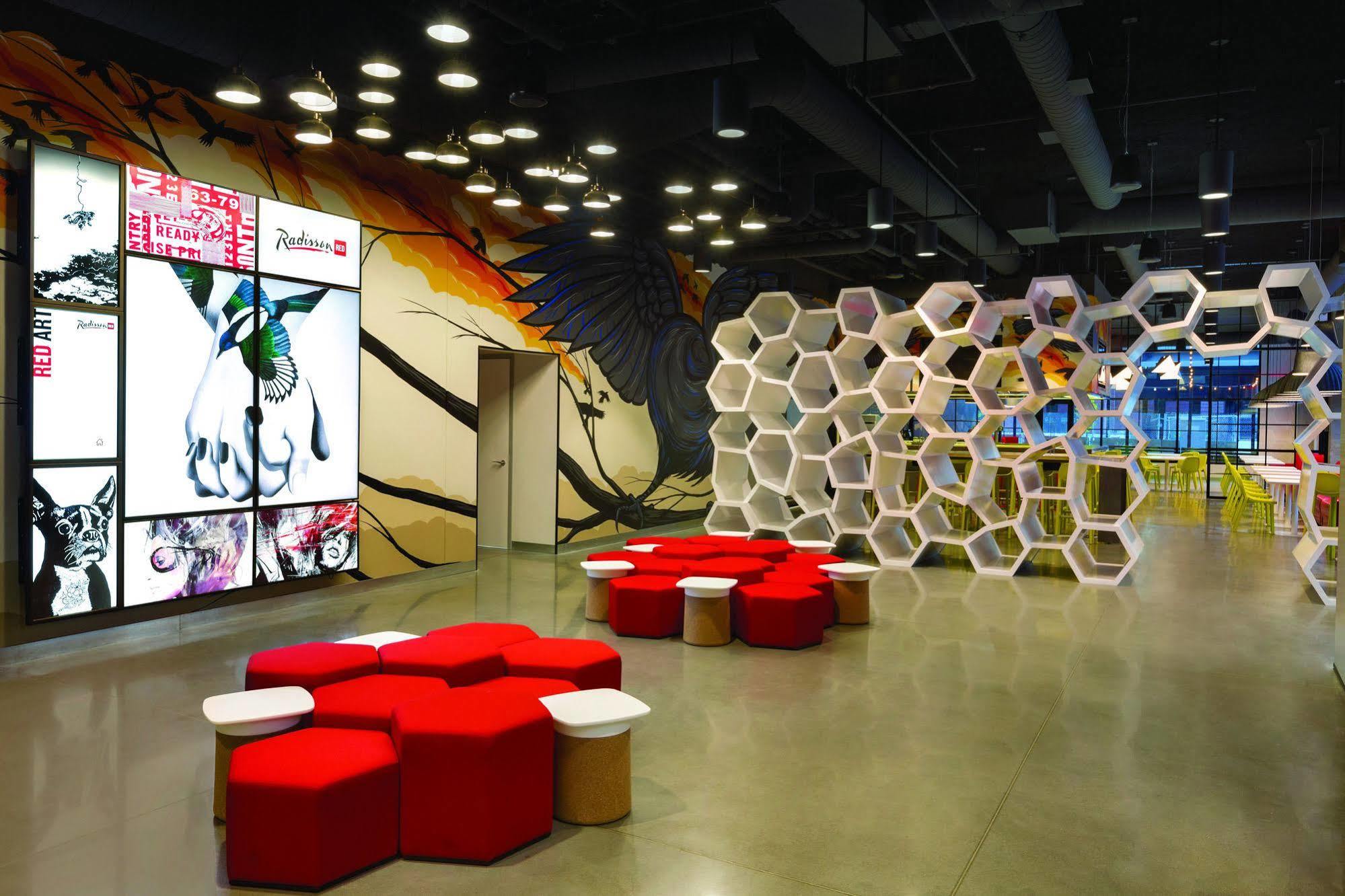 Radisson Red Minneapolis Downtown 외부 사진